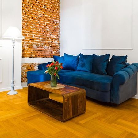 Glamorous Apartment In Heart Of Old Town คราคูฟ ภายนอก รูปภาพ