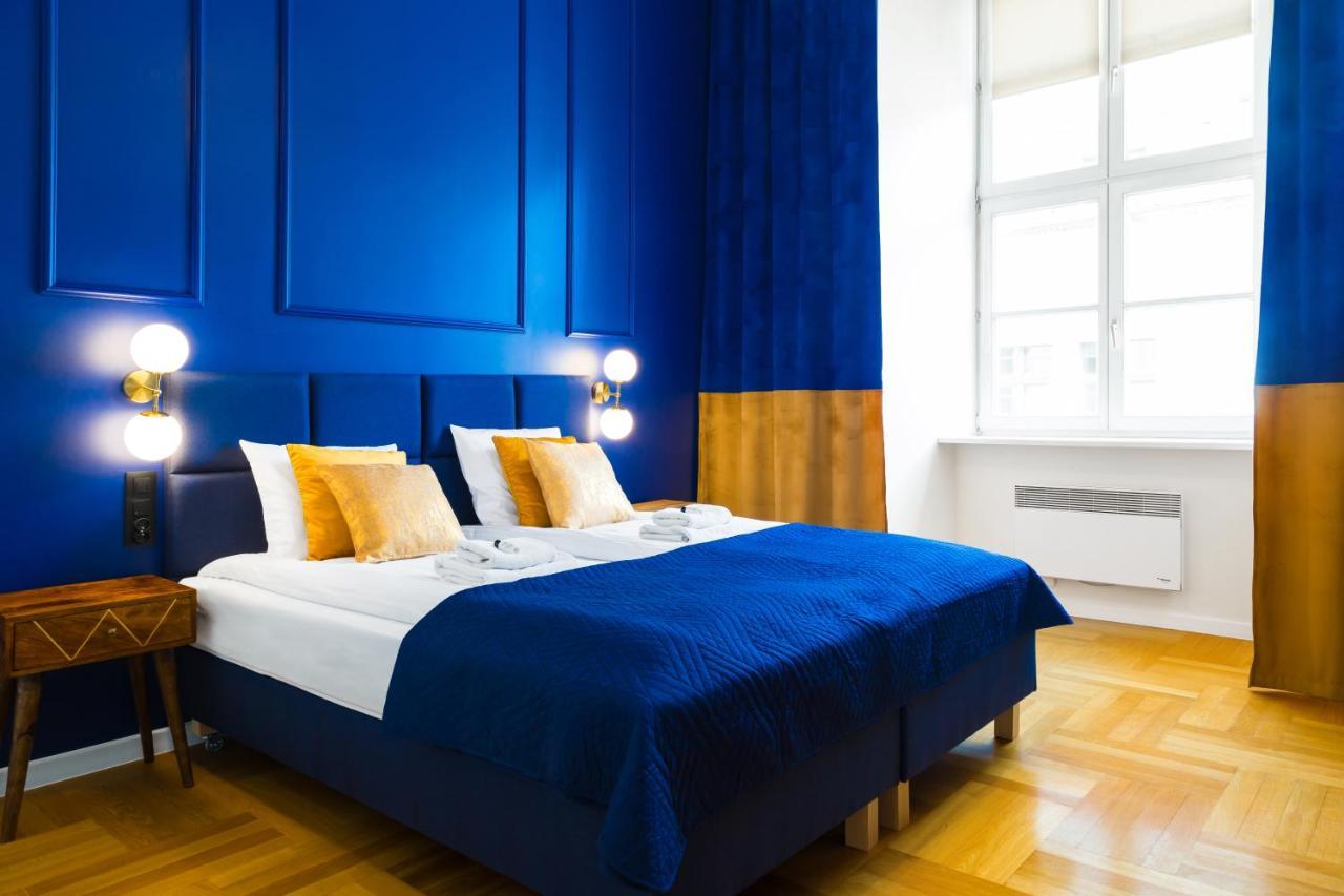 Glamorous Apartment In Heart Of Old Town คราคูฟ ภายนอก รูปภาพ