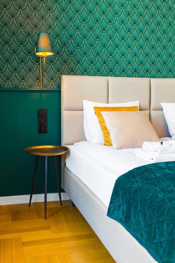 Glamorous Apartment In Heart Of Old Town คราคูฟ ภายนอก รูปภาพ