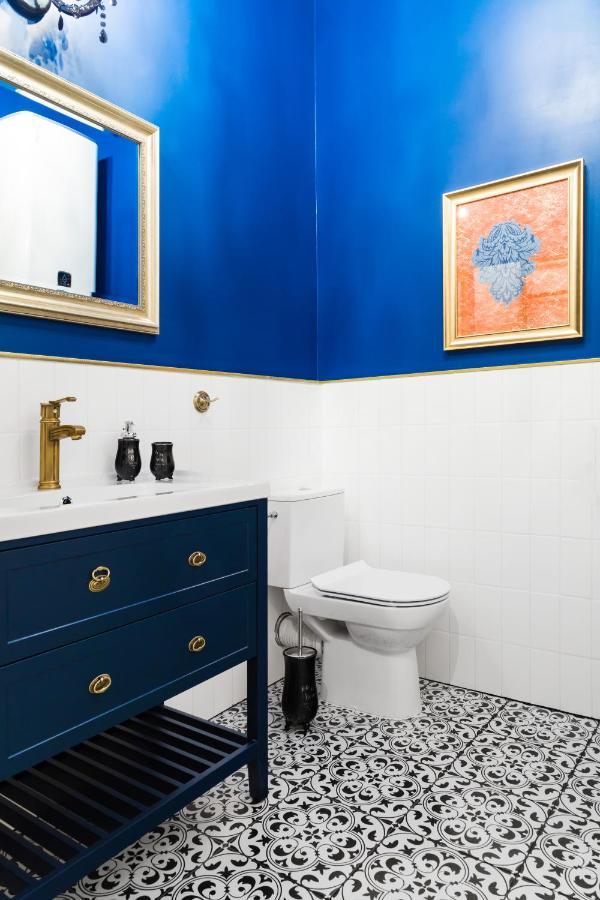 Glamorous Apartment In Heart Of Old Town คราคูฟ ภายนอก รูปภาพ
